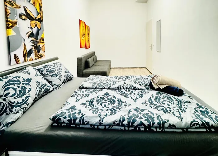 Cozy Private In 3br Near Fac Platz Apartment