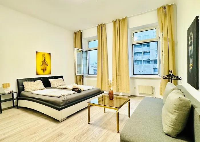 Cozy Private In 3br Near Fac Platz Apartment